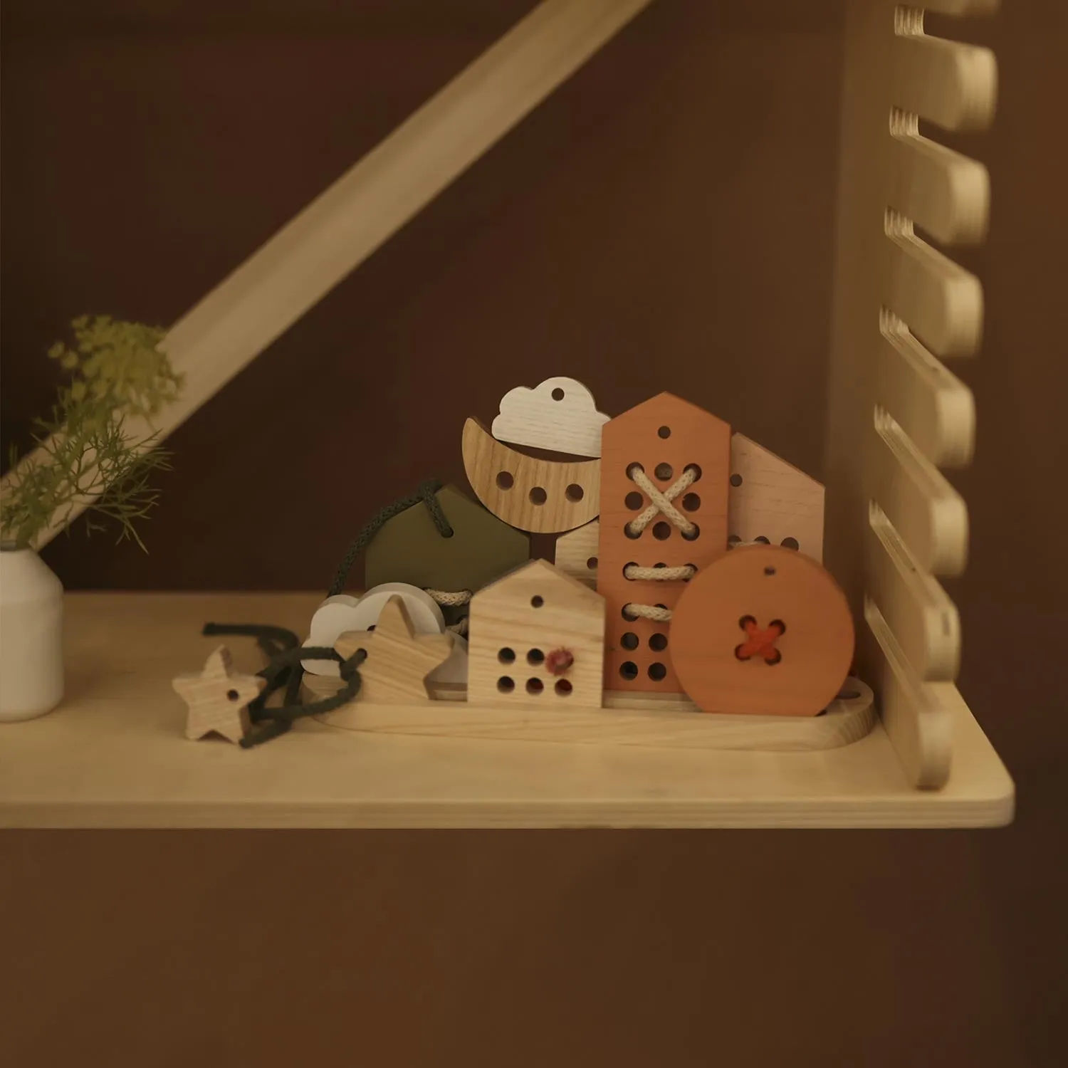 Cityscape Wooden Lacing Set
