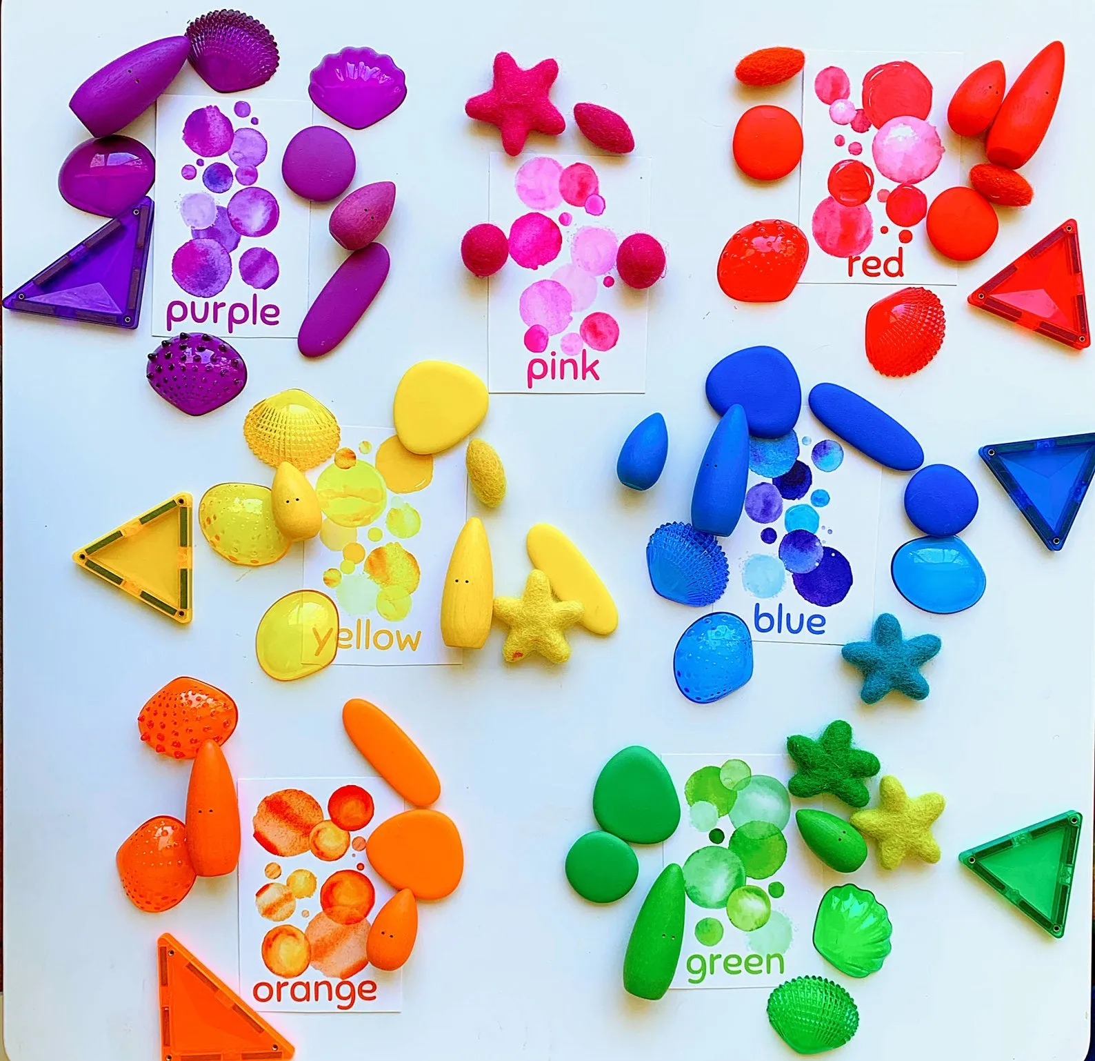 Colours Flash Cards By Devine Little Mind