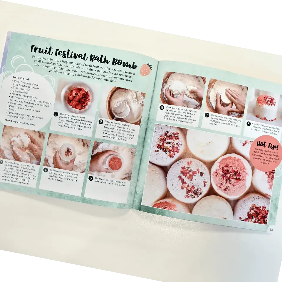 CraftMaker Create Your Own Bath Bombs Gift Box