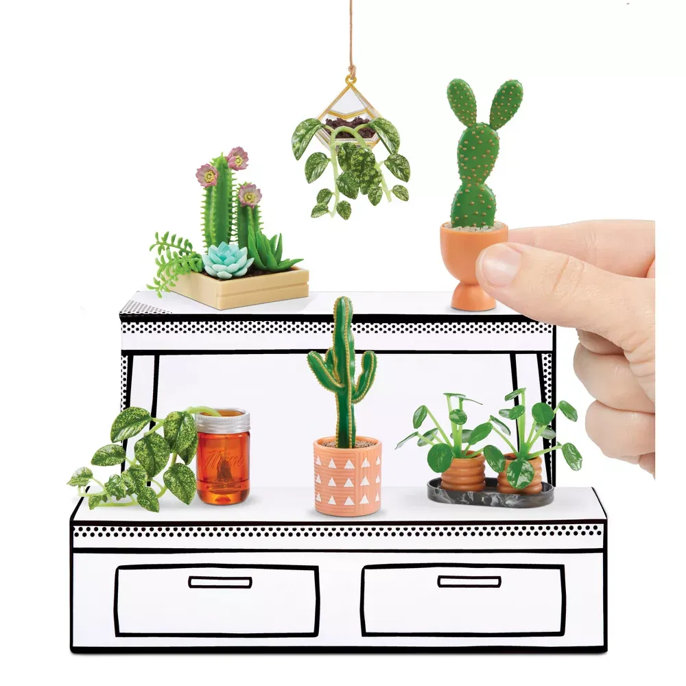 MGA's Miniverse Make It Mini Botanicals