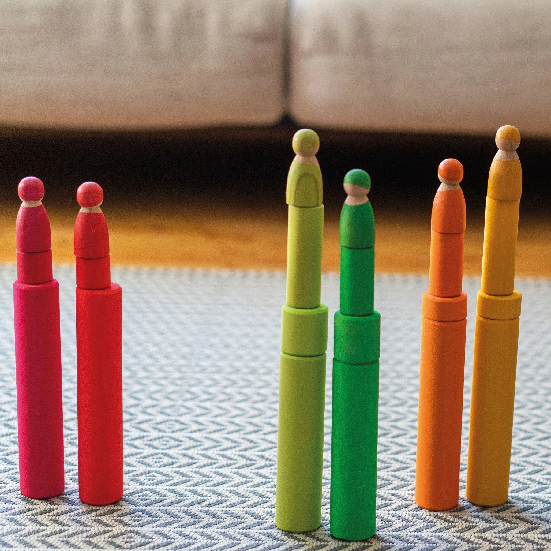 Small Rainbow Roller with Sorting Board Game Grimms New 2020 Range