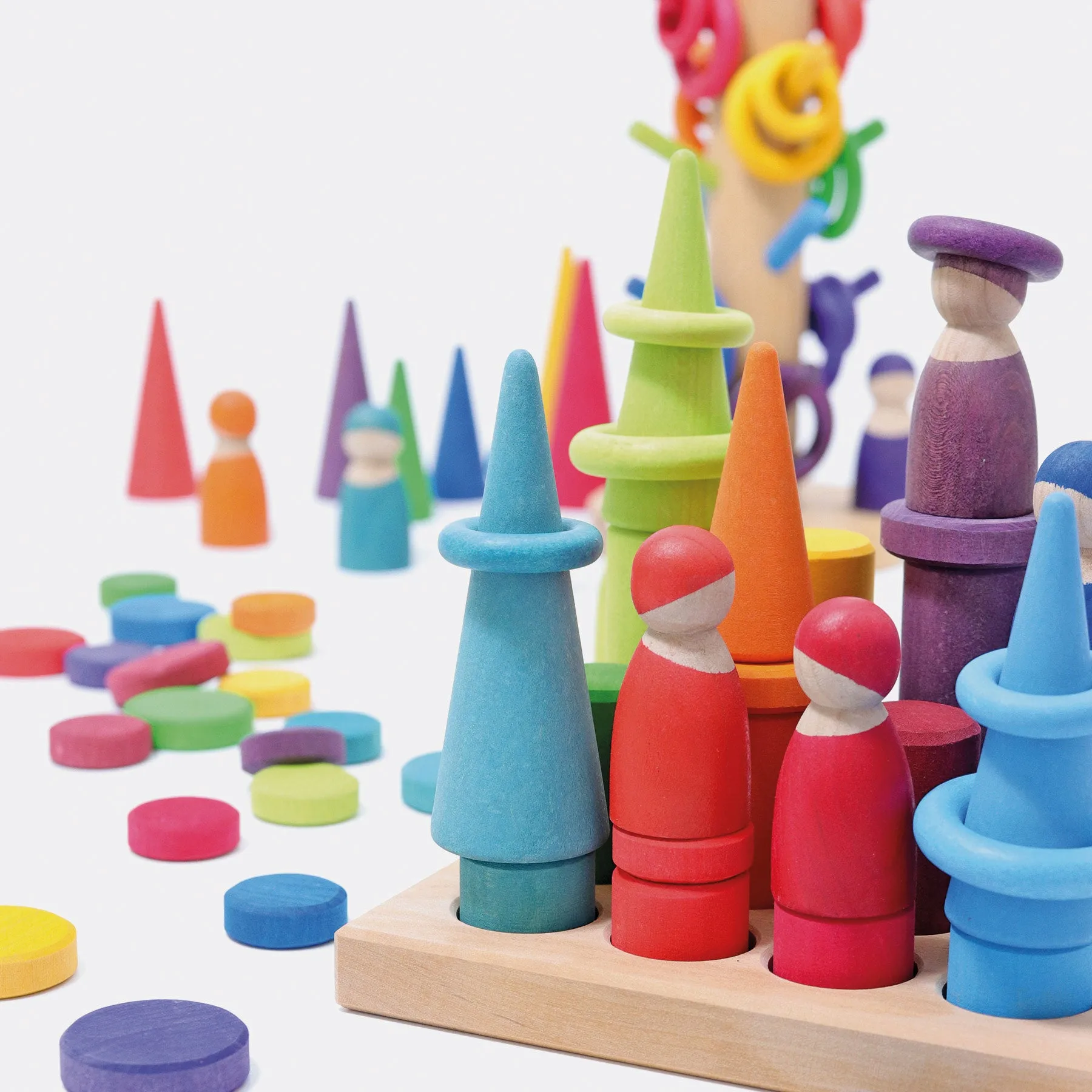 Small Rainbow Roller with Sorting Board Game Grimms New 2020 Range
